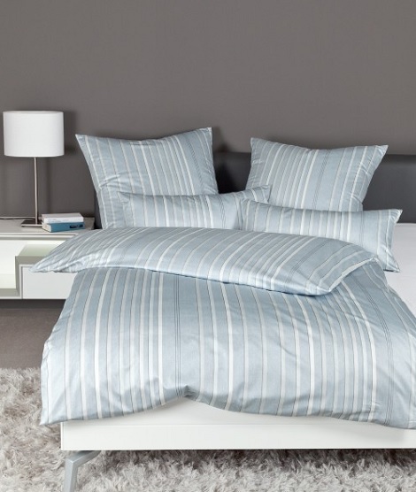 Janine overtrek satijn streep,Messina 43089/02 blauw,wit,grijs,stoomblauw