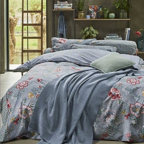 Pip dekbedovertrek Berry Bird, vogels, bloemen, blauw litsjumaux 240x200 cm.