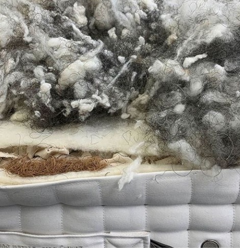 Koel slapen op een Vispring matras van wol, cambric, paardehaar, katoen, linnen, mohair