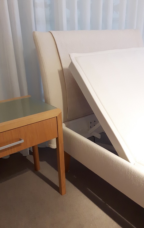 Schramm opruiming, 90 x 200 cm., elektrische boxspring, shift,