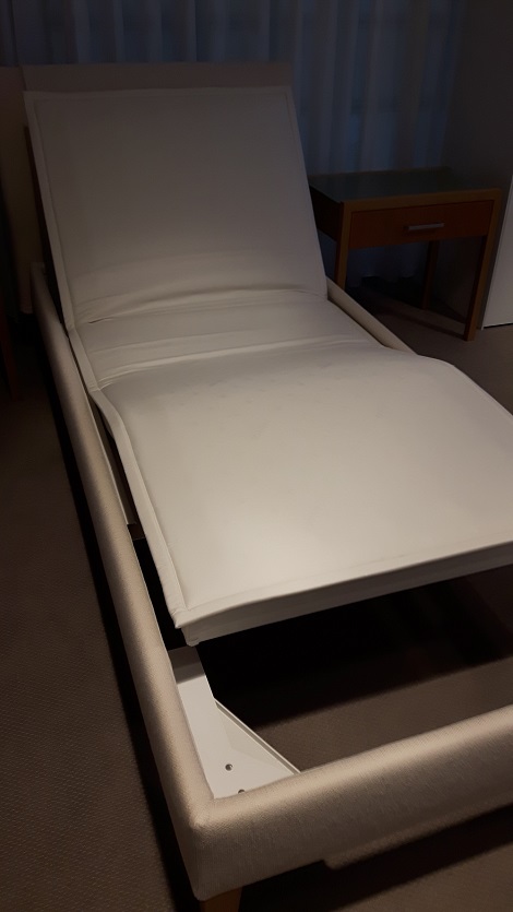 boxspring opruiming, 90 x 200 cm, Schramm,met pull back systeem, shift